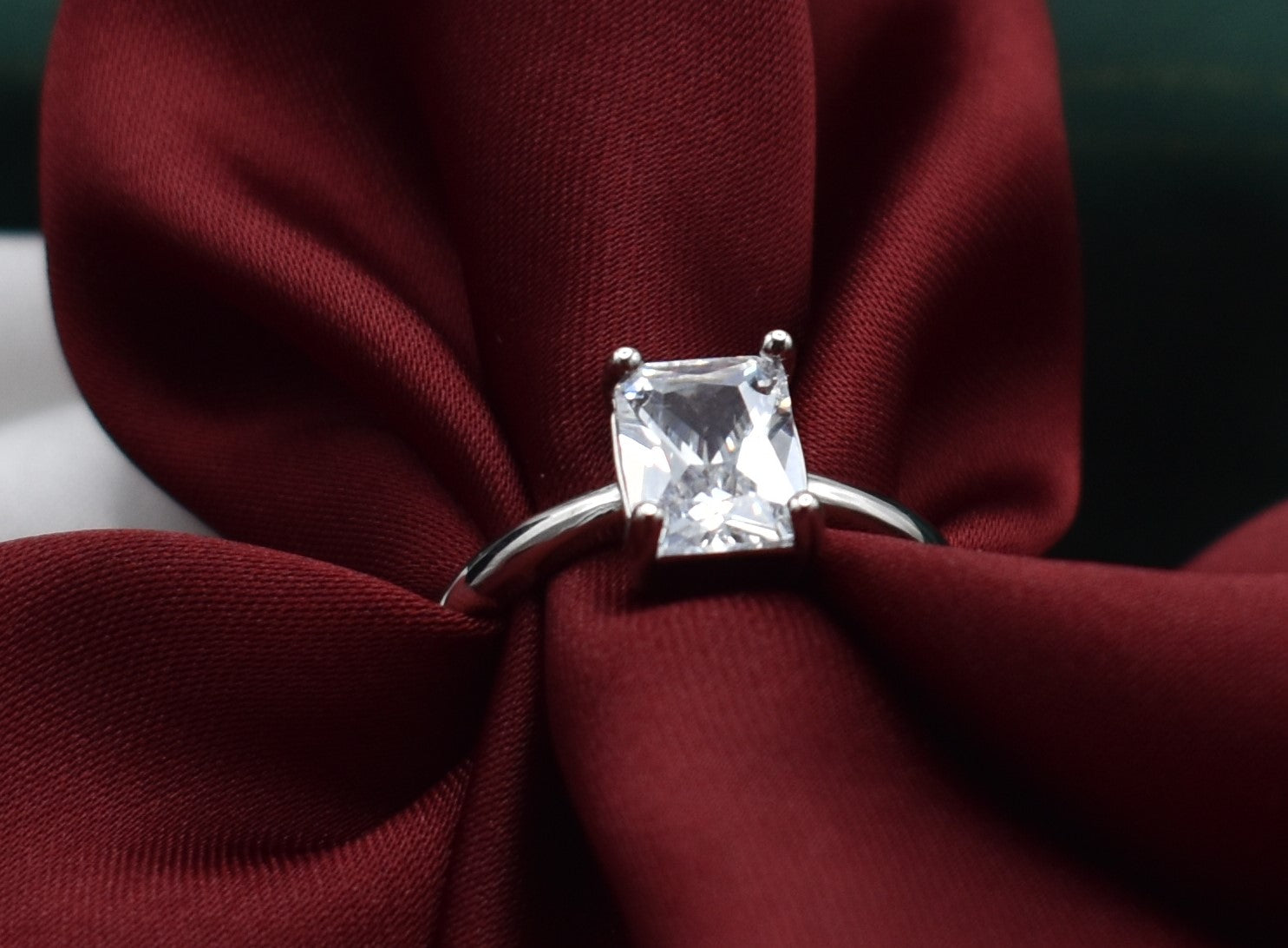 Silver Zircon Rings in Heart, Leaf, Square Shapes – Elegant & Stylish Jewelry