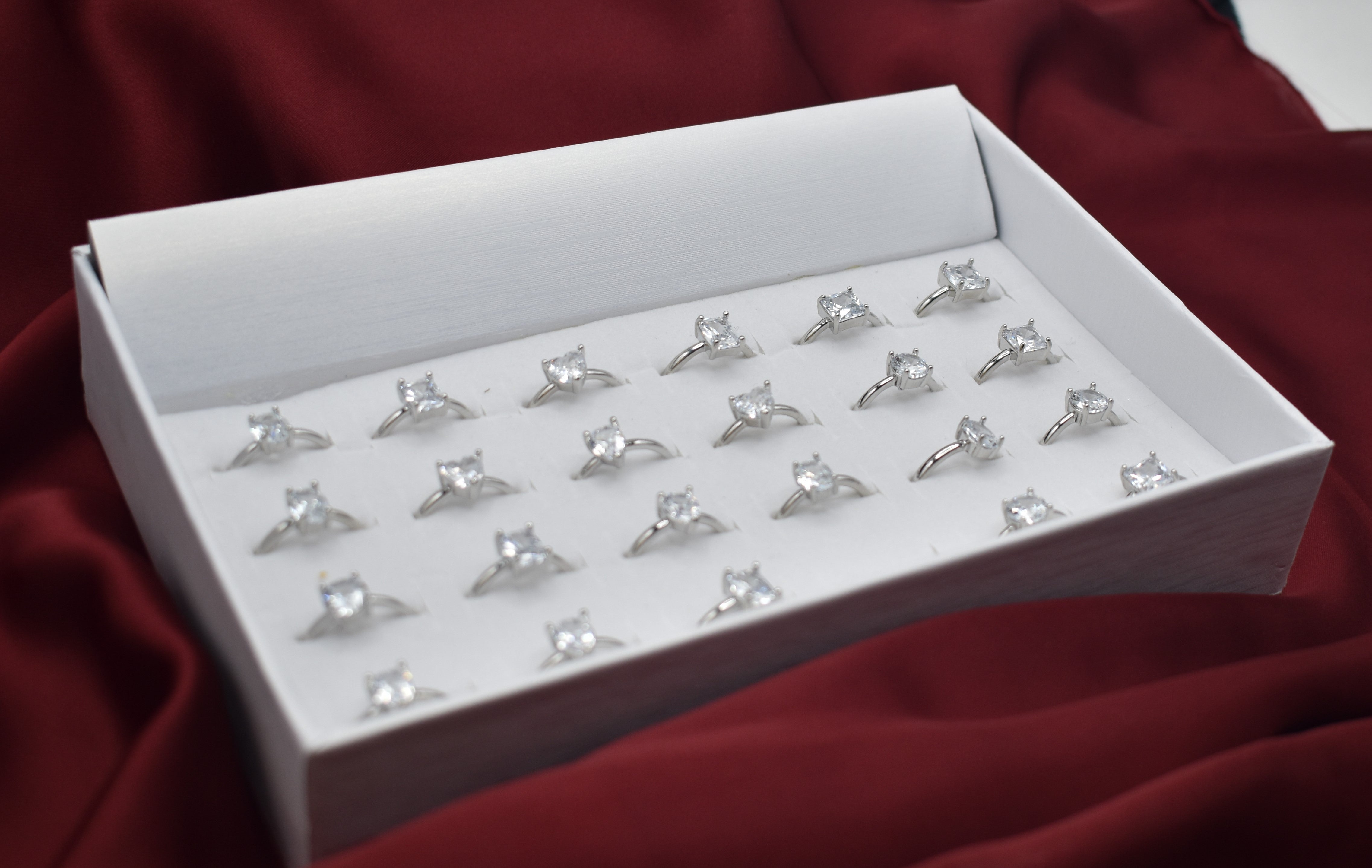 Silver Zircon Rings in Heart, Leaf, Square Shapes – Elegant & Stylish Jewelry