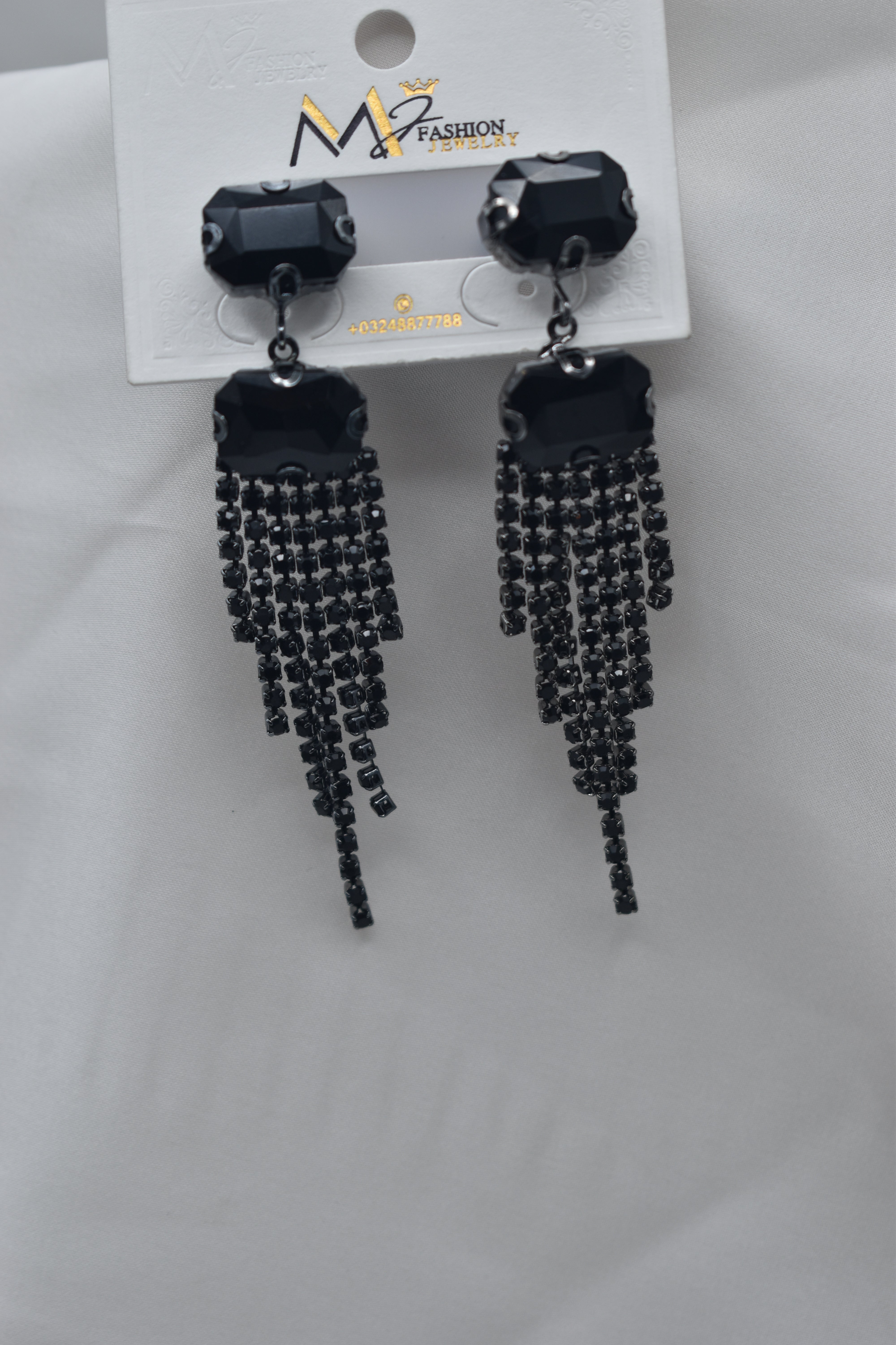 Luxury Water Drop Tassel Earrings – Elegant Piercing Jewelry for Women