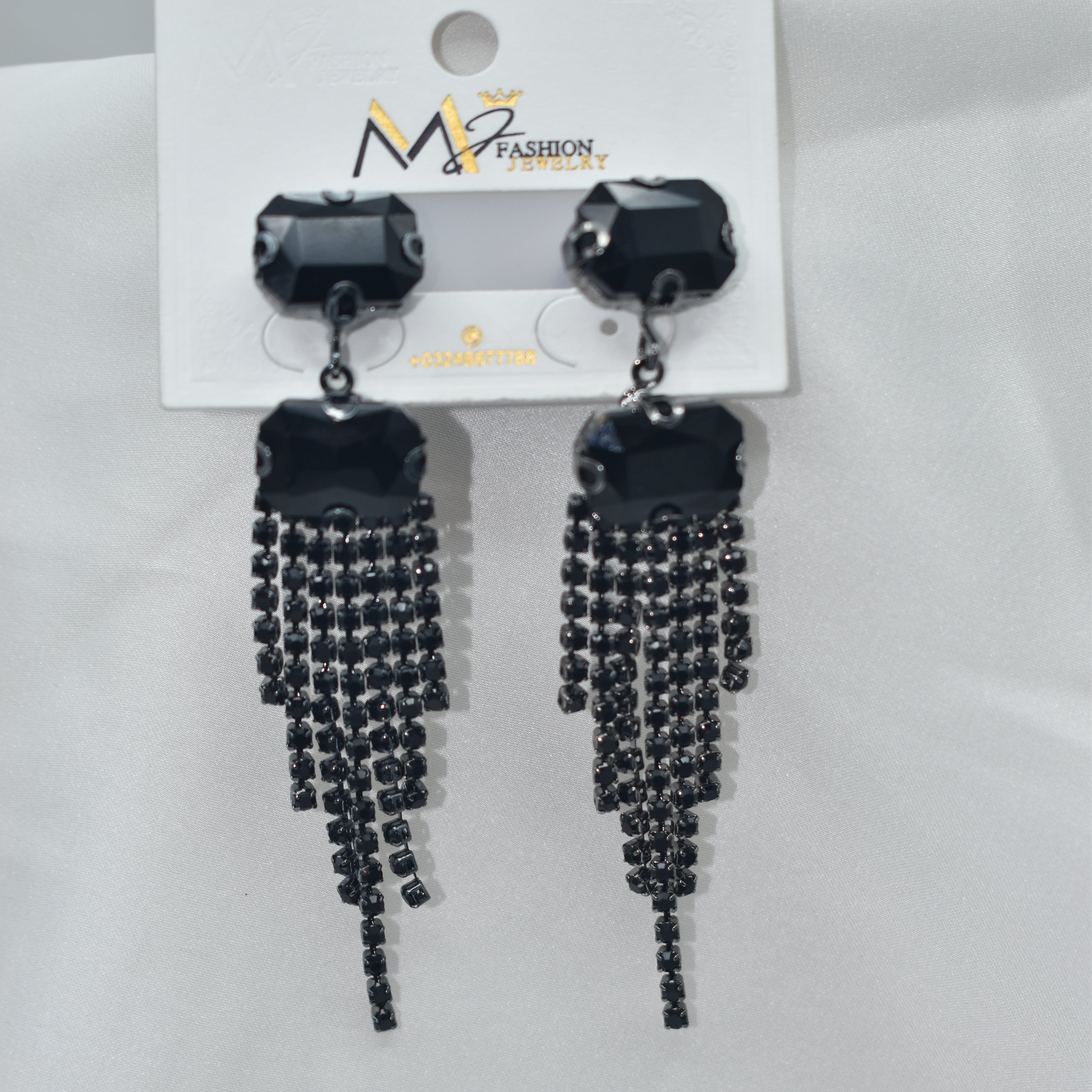 Luxury Water Drop Tassel Earrings – Elegant Piercing Jewelry for Women