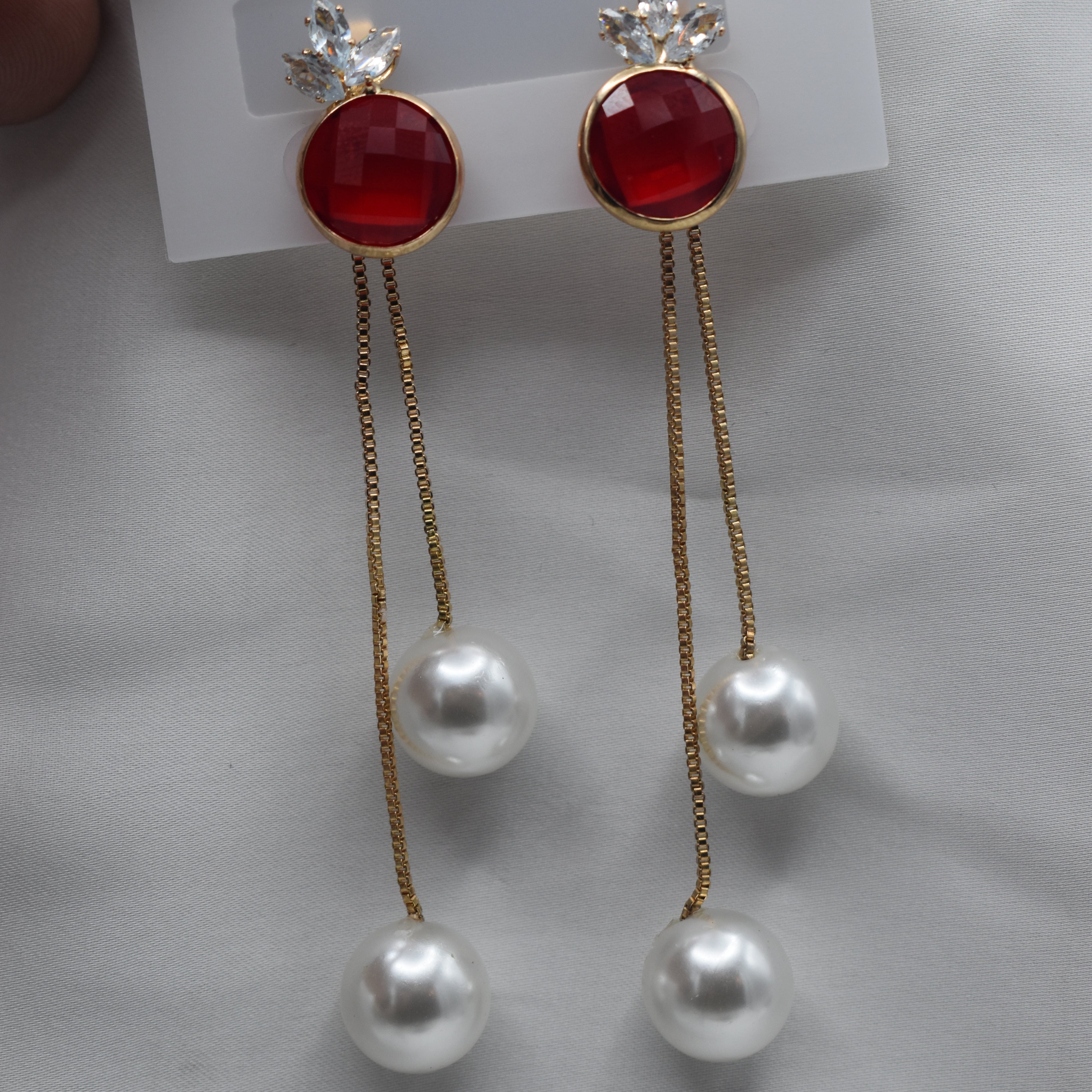 White Pearl Drop Earrings – Elegant Korean Style Jewelry