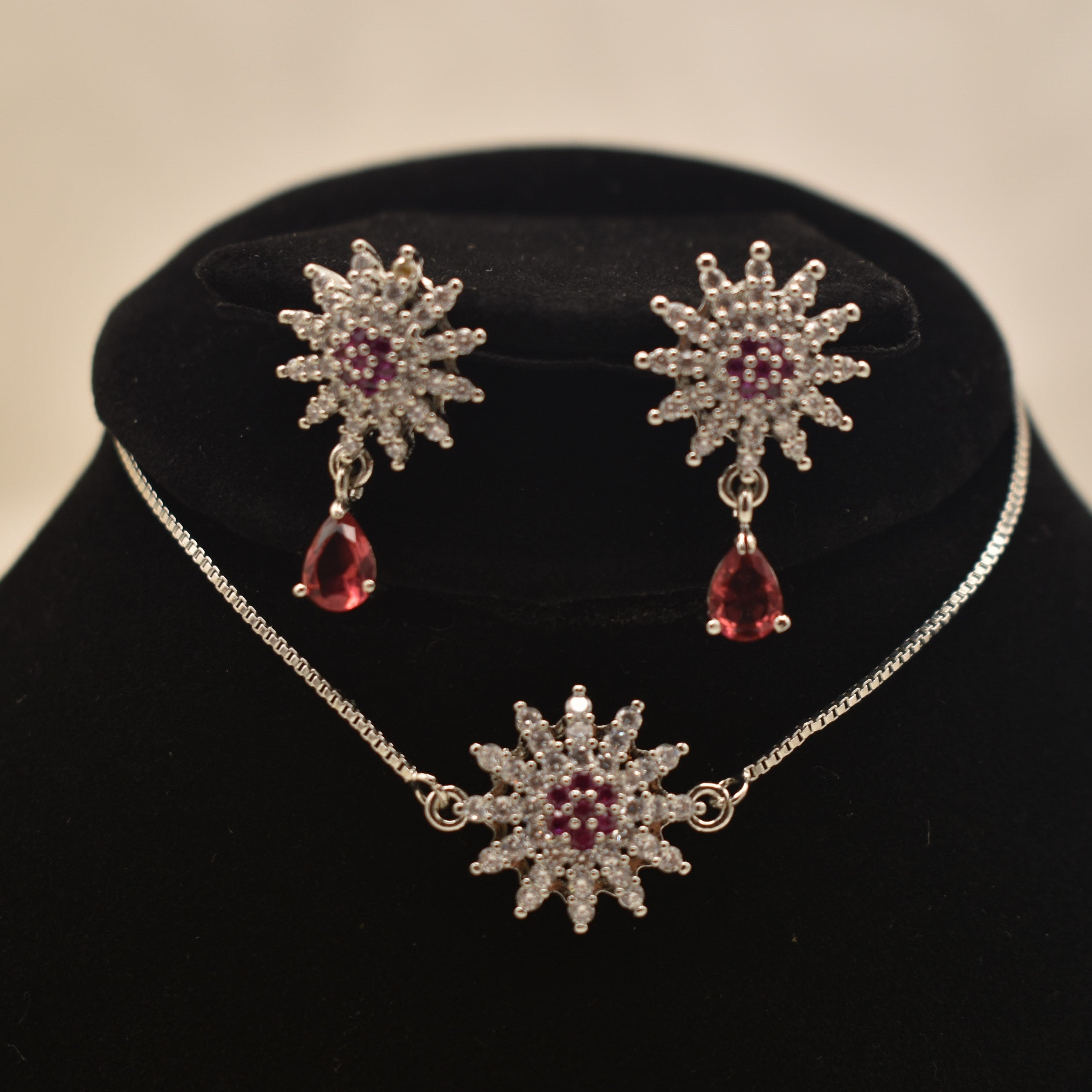 Exquisite Zircon Pendant Set with Matching Bracelet and Earring