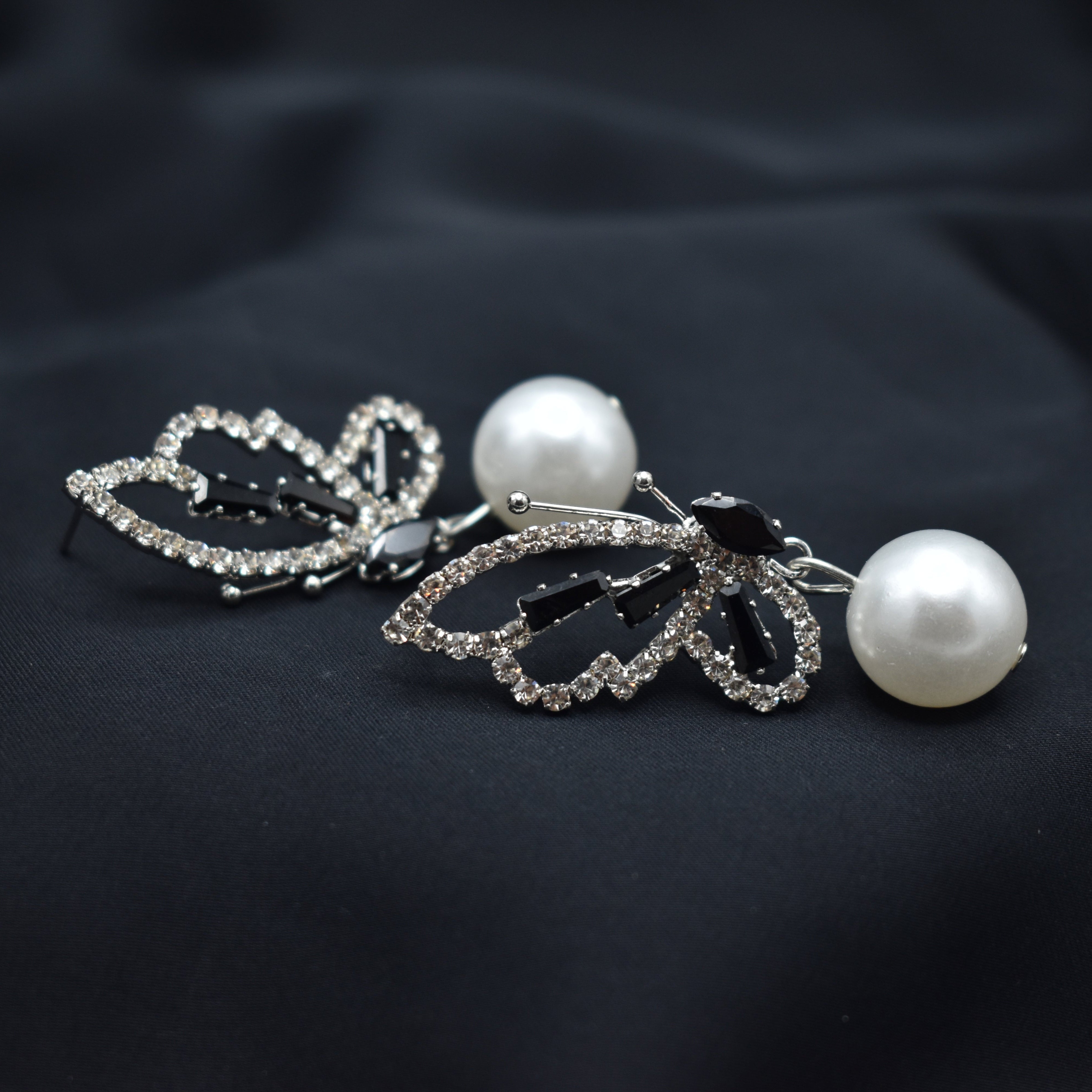 Butterfly Crystal Pearl Drop Earrings - Elegant & Stylish Design