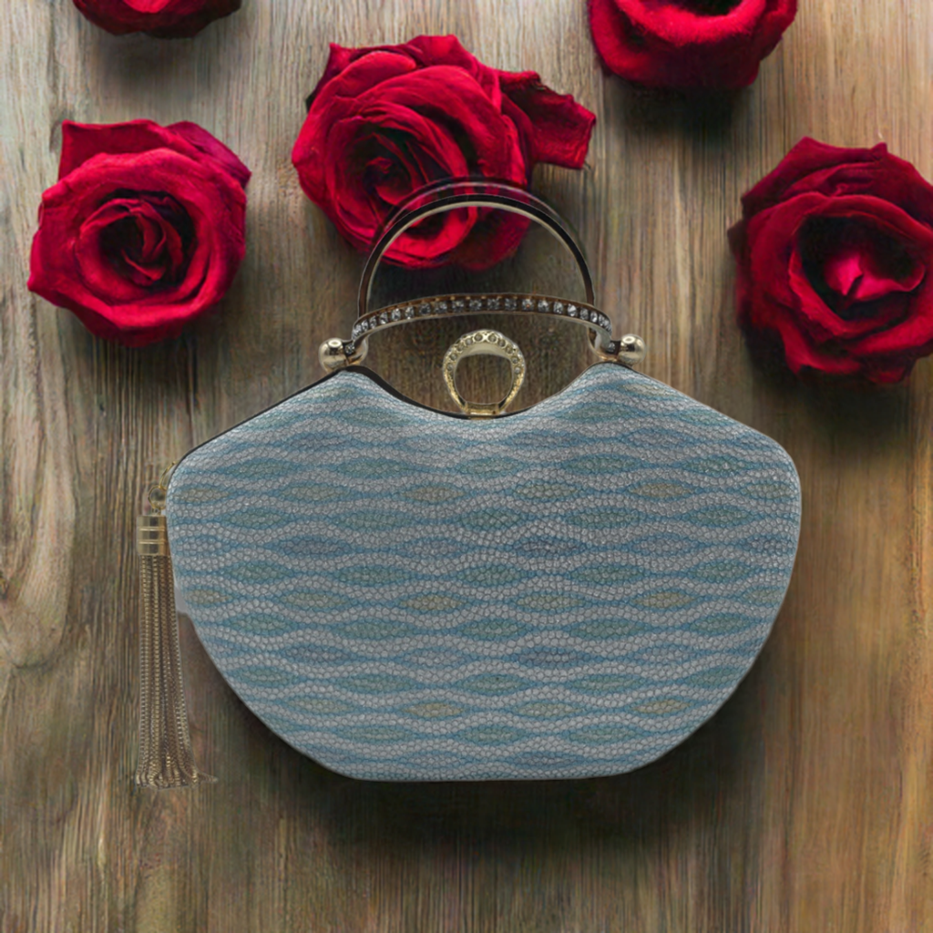 Elegant Bridal Clutch for Women: Perfect Accessory for Your Big Day