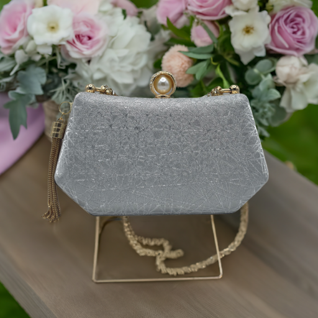 Luxury Bridal Clutch for Women: The Ultimate Wedding Day Accessory