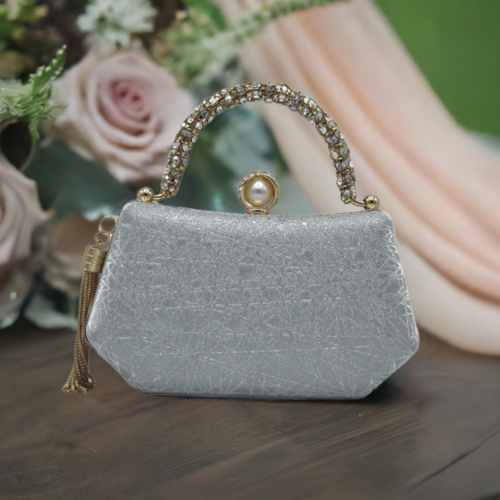 Luxury Bridal Clutch for Women: The Ultimate Wedding Day Accessory