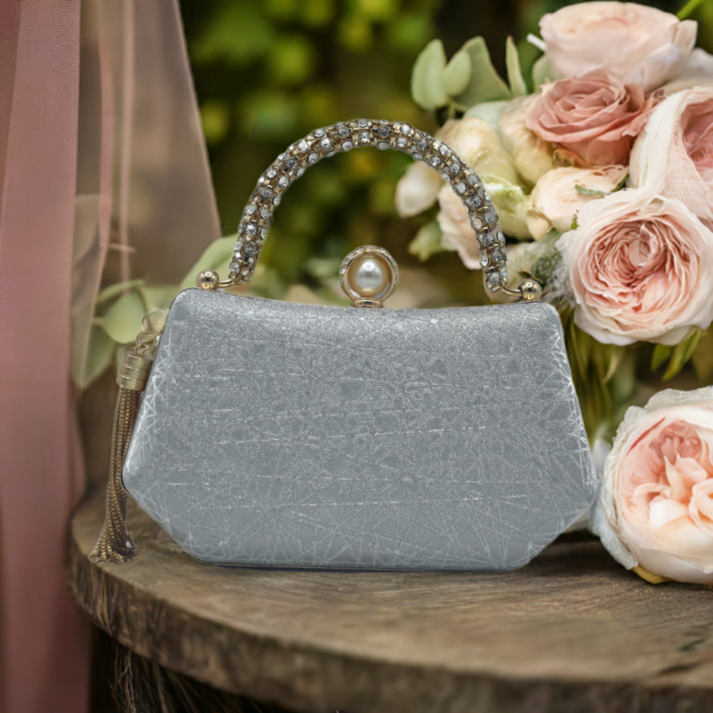 Luxury Bridal Clutch for Women: The Ultimate Wedding Day Accessory