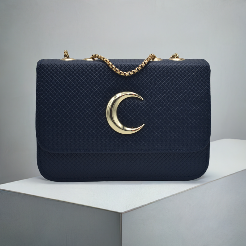 Chain Crossbody Designer Bag – Effortless Style